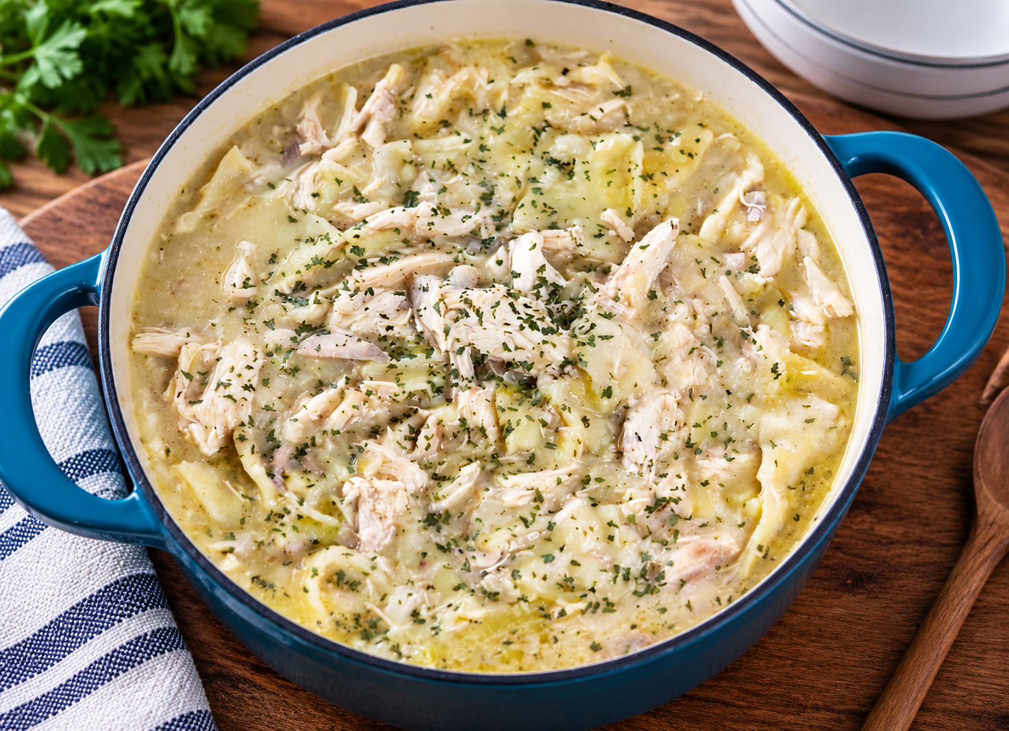 Old Fashioned Homemade Chicken & Dumplings